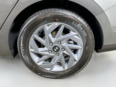 New 2026 Hyundai Elantra Blue FWD image 28