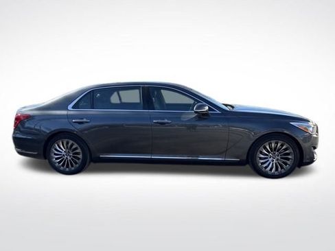 Used 2018 Genesis G90 3.3T Premium image 7