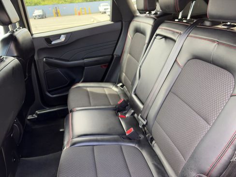 Used 2024 Ford Escape ST-Line AWD/4WD image 17