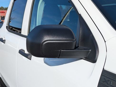 New 2025 Ford Maverick XL image 12