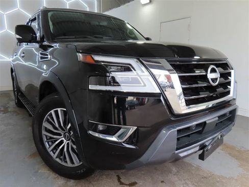 Used 2023 Nissan Armada SL w/ Cargo Package AWD/4WD image 3