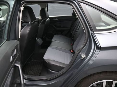 New 2026 Volkswagen Jetta SE FWD image 11