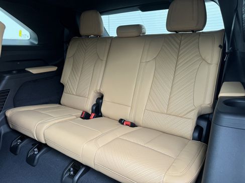 New 2025 Cadillac Escalade IQ Sport 2 w/ LPO, ONYX Package image 12