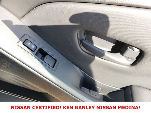 Used 2022 Nissan Frontier S RWD image 42