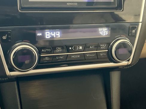 Used 2019 Subaru Outback 3.6R Limited image 18