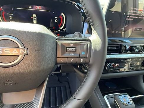 New 2026 Nissan Pathfinder SL image 28