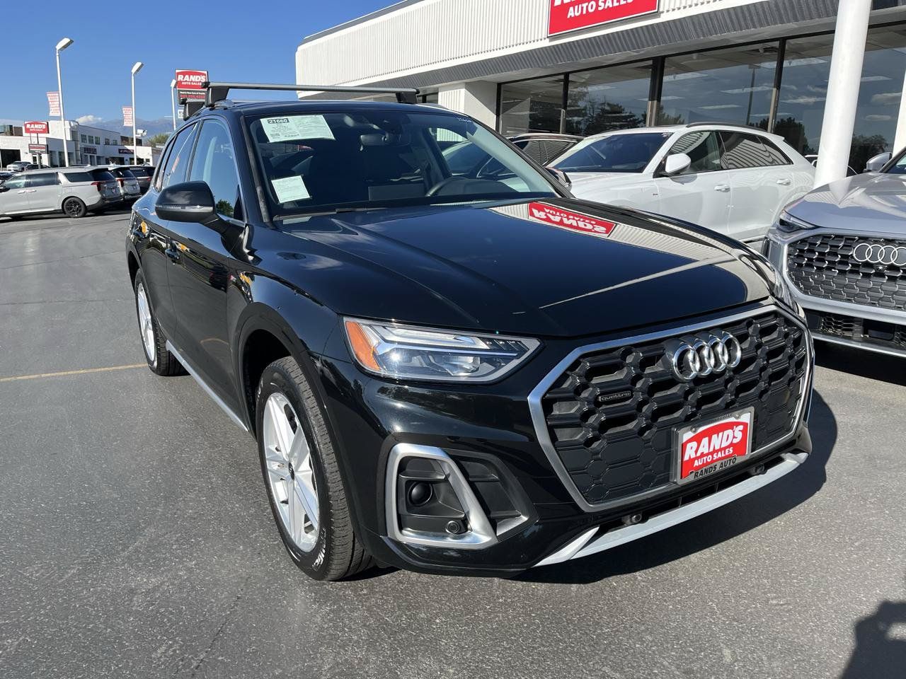 Used 2024 Audi Q5 e Premium w/ Convenience Package AWD/4WD image 2