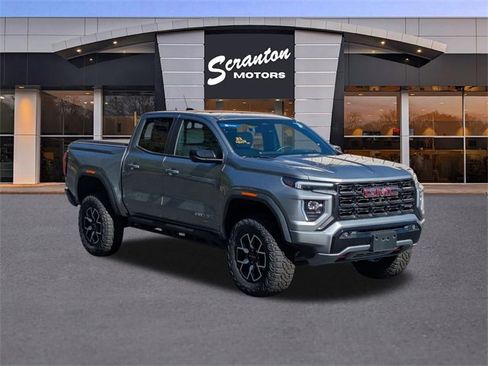 Used 2023 GMC Canyon AT4X image 7