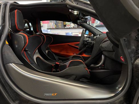 Used 2021 McLaren 765LT RWD image 35