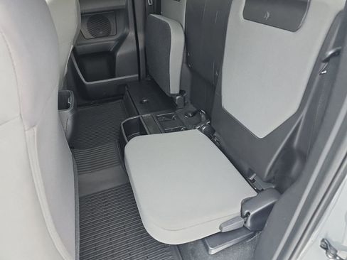 Certified 2021 Toyota Tacoma SR5 image 15