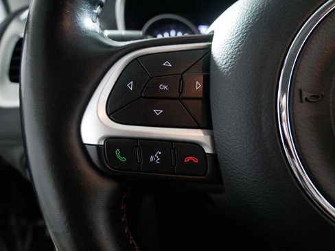 Used 2018 Jeep Compass Latitude w/ Popular Equipment Group image 27