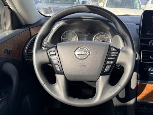 Used 2022 Nissan Armada SL image 12