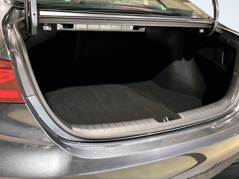 Used 2024 Kia Forte LXS image 5