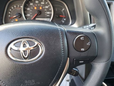 Used 2015 Toyota RAV4 LE image 15