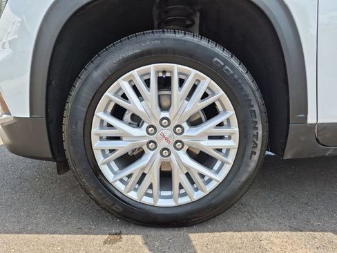 Used 2026 GMC Acadia Elevation w/ Elevation Premium Package FWD image 35