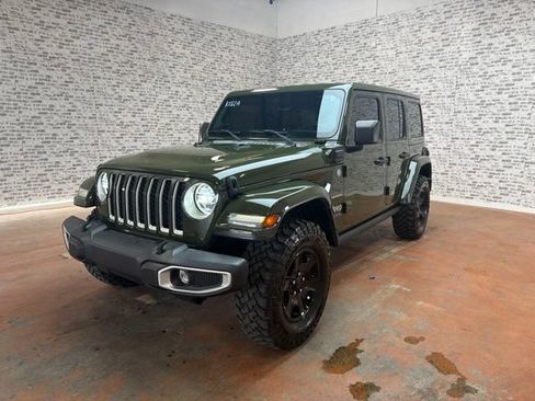 Used 2021 Jeep Wrangler Unlimited Sahara w/ Cold Weather Group AWD/4WD image 3