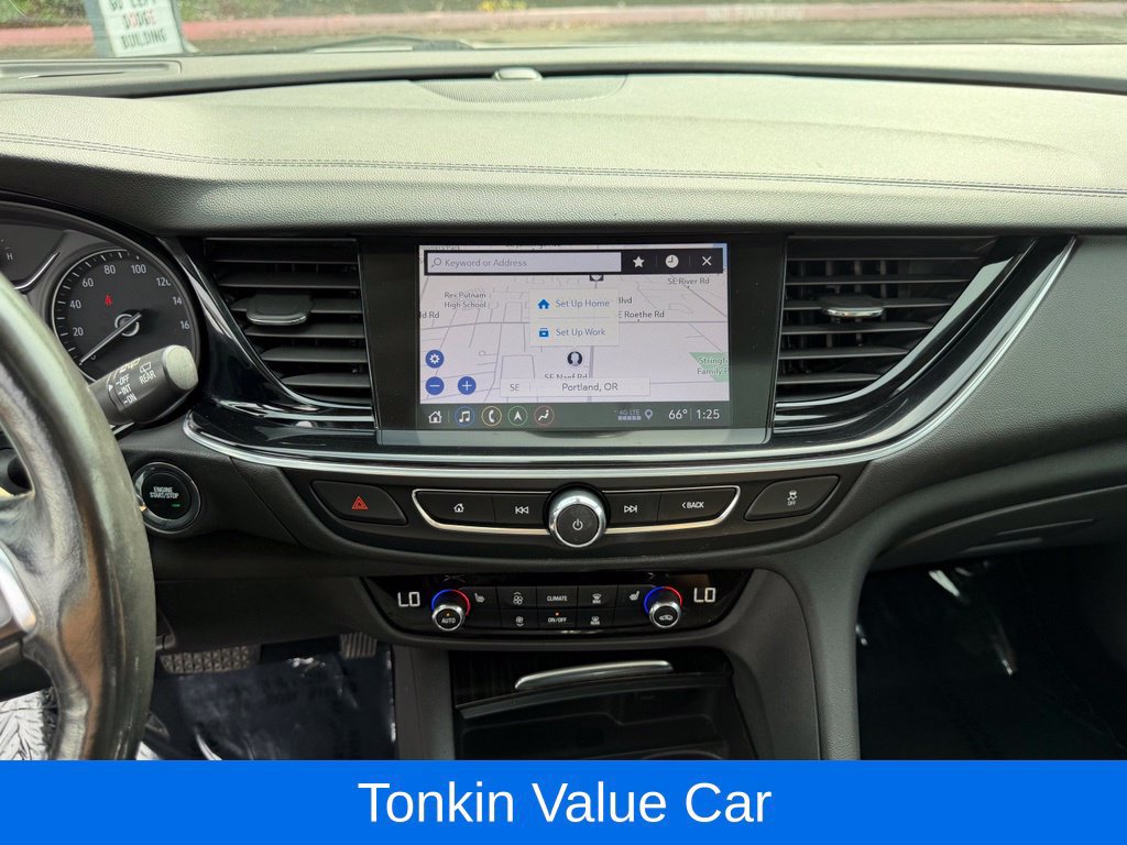 Used 2018 Buick Regal Essence w/ Driver Confidence Package #1 AWD/4WD image 23