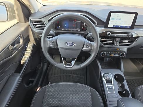 Used 2023 Ford Escape Active FWD image 9