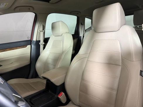 Used 2018 Honda CR-V Touring image 5