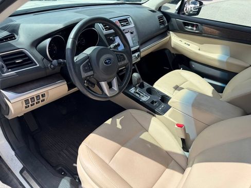 Used 2017 Subaru Outback 2.5i Limited AWD/4WD image 22