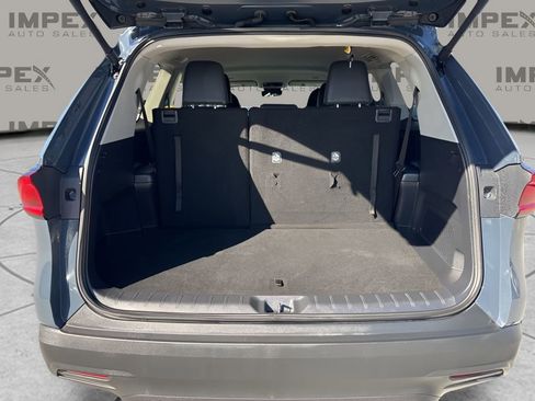 Used 2025 Toyota Grand Highlander XLE image 29