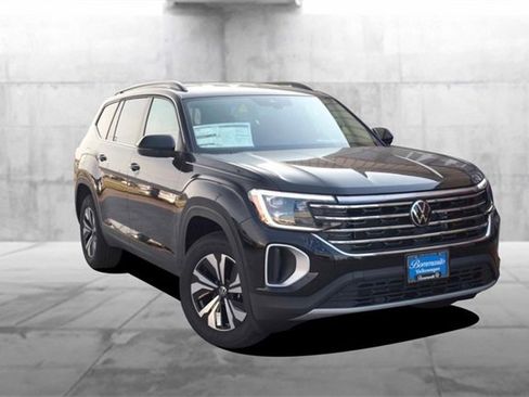 New 2026 Volkswagen Atlas SE image 2