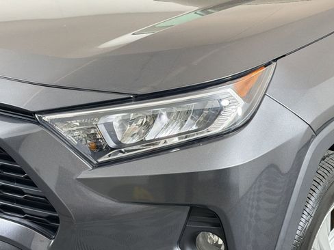 Used 2021 Toyota RAV4 XLE FWD image 13
