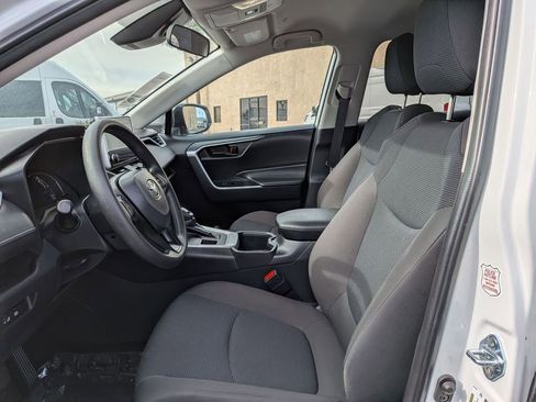 Used 2025 Toyota RAV4 LE image 15