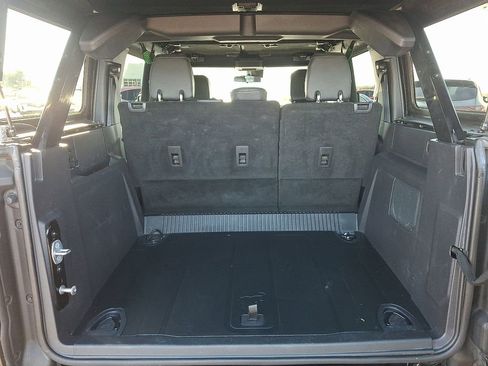 Used 2023 Ford Bronco Black Diamond image 29