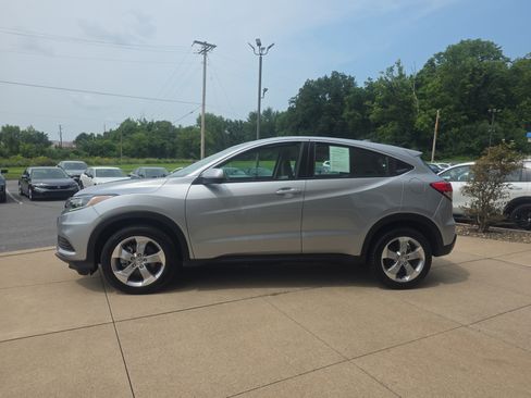 Used 2020 Honda HR-V LX image 8