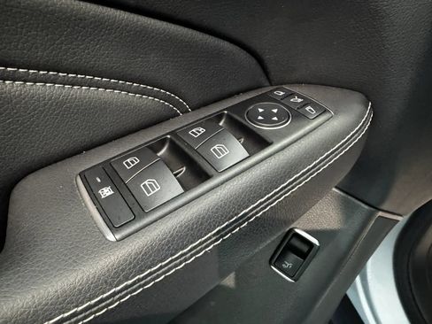 Used 2013 Mercedes-Benz ML 350 2WD image 21