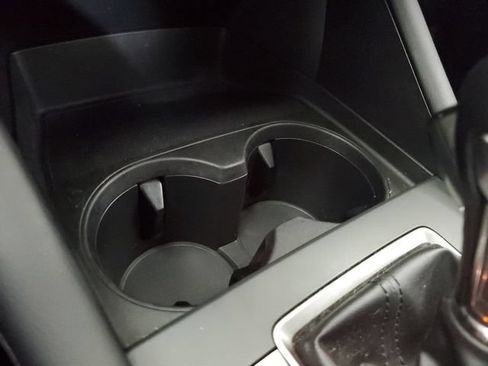 Used 2022 MAZDA MAZDA3 s FWD image 31