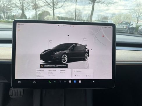 Used 2023 Tesla Model 3 Standard Range image 10