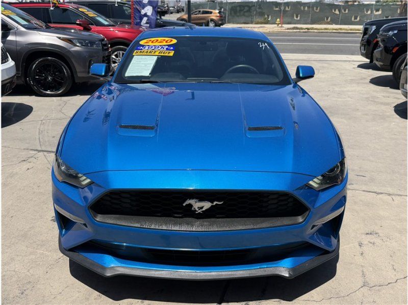 Used 2020 Ford Mustang Coupe RWD image 8