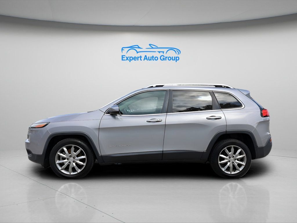 Used 2018 Jeep Cherokee Limited FWD image 10