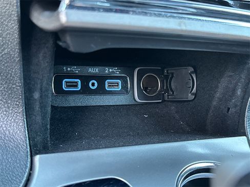 Used 2020 Jeep Grand Cherokee Altitude image 31