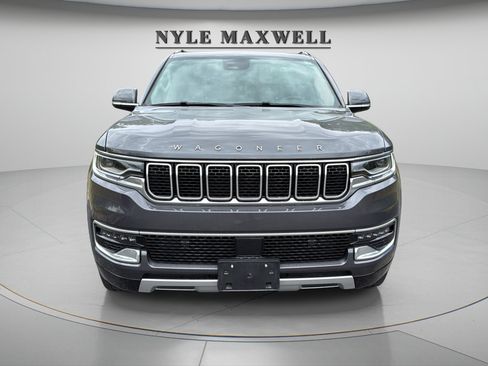 Used 2022 Jeep Wagoneer Series II w/ Premium Group I RWD image 9