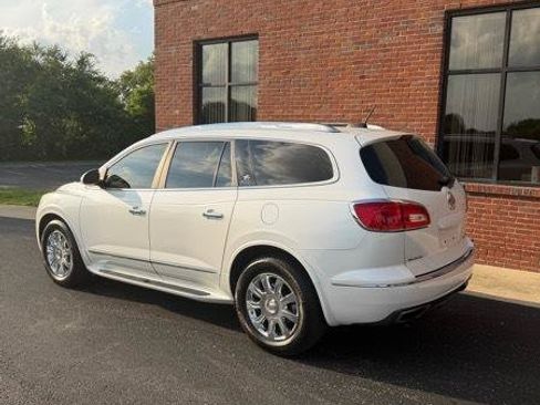 Used 2016 Buick Enclave Premium FWD image 3