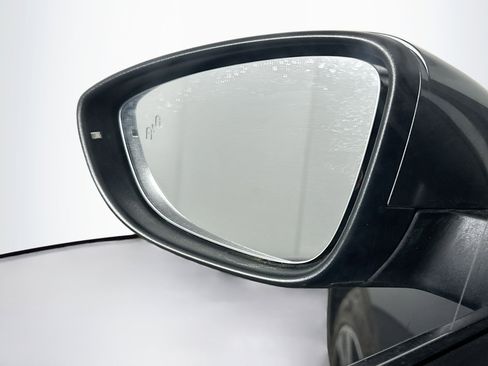 Used 2020 Volkswagen Passat 2.0T SEL image 16