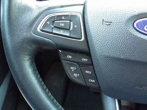 Used 2019 Ford Escape SEL AWD/4WD image 29