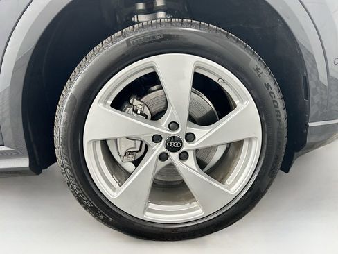 Used 2025 Audi Q5 Premium Plus image 32