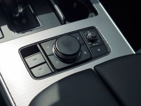 Used 2025 MAZDA CX-90 3.3 Turbo w/ Preferred Package image 31