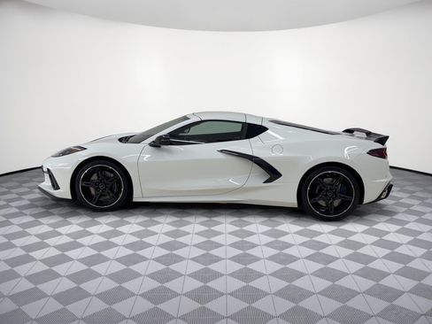 Used 2021 Chevrolet Corvette Stingray Premium Cpe w/ Z51 Performance Package RWD image 2
