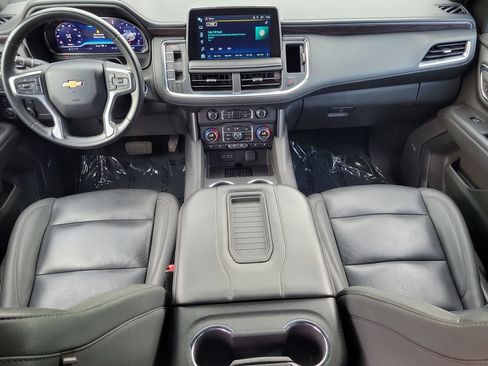 Used 2024 Chevrolet Suburban LT AWD/4WD image 18