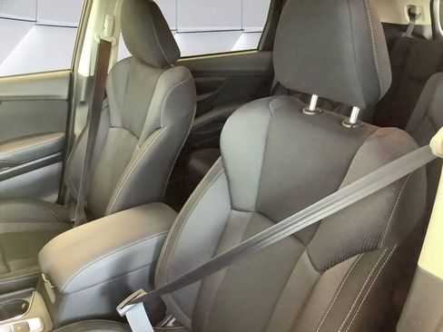 Certified 2024 Subaru Ascent Premium w/ Convenience Package image 8