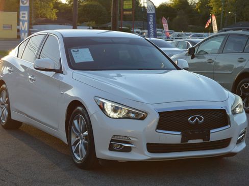 Used 2015 INFINITI Q50 AWD image 2