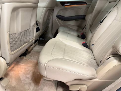 Used 2016 Mercedes-Benz GL 450 4MATIC image 21