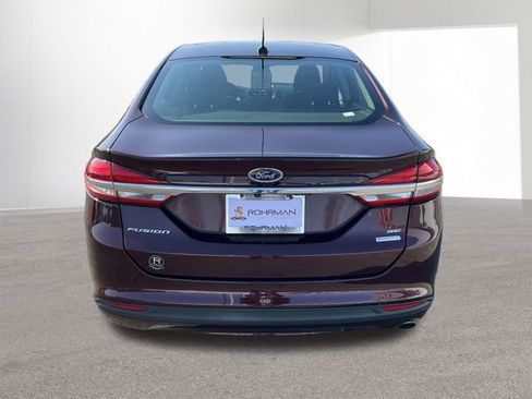 Used 2017 Ford Fusion SE image 6
