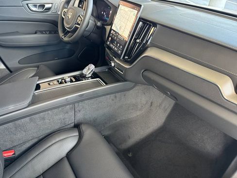 New 2026 Volvo XC60 T8 Ultra w/ Climate Package PRO image 15
