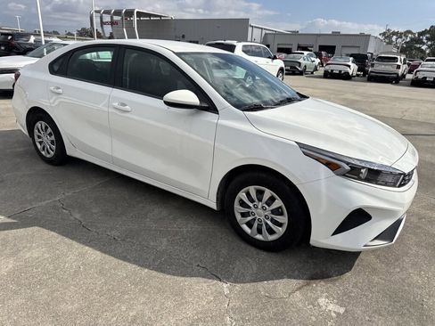 Certified 2024 Kia Forte LX image 9